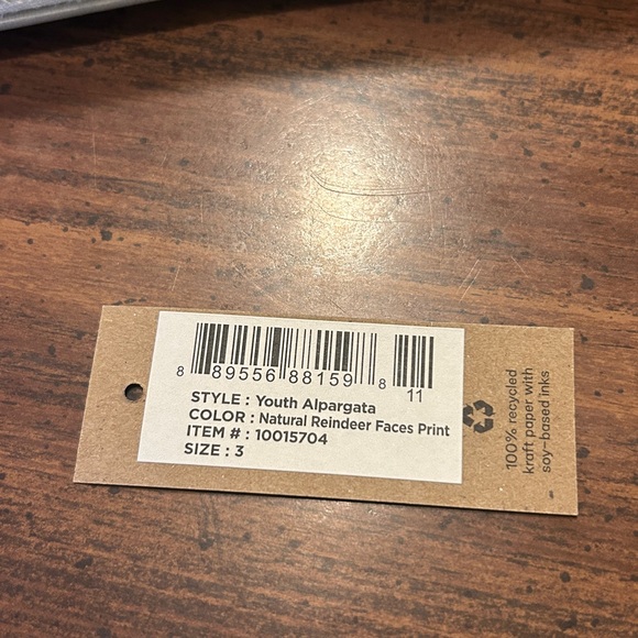 TOMS Youth Alpargata size 3 Patterned Flats natural reindeer faces slip on NEW - Picture 5 of 6